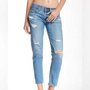 NWT | AG | The Nikki Crop Jean | 24